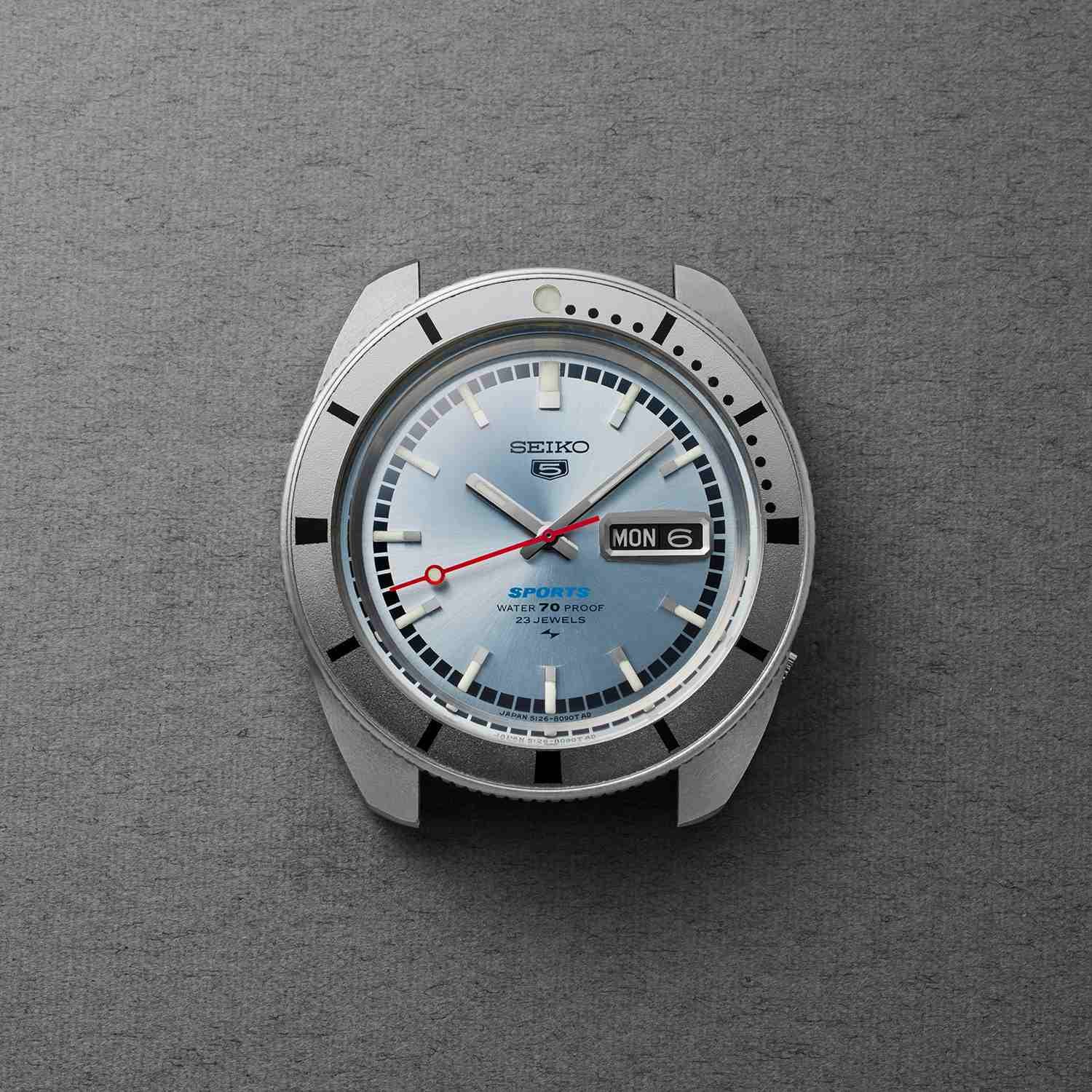Seiko Series 5 Sports 'Ash blue' 1968 Recreation L.E. Automatic Mens Watch SRPL03K1